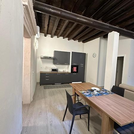 Al Campanile Apartment Verona Exterior photo